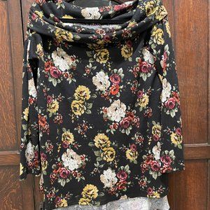 blueheaven, soft, off the shoulders top.  Polyester/spandex.  Size s/m